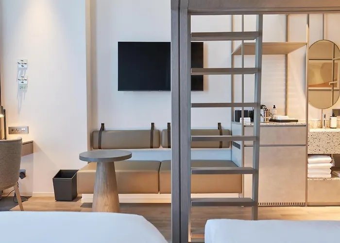 Nine Tree Premier Rokaus Hotel Seoul Yongsan 4*