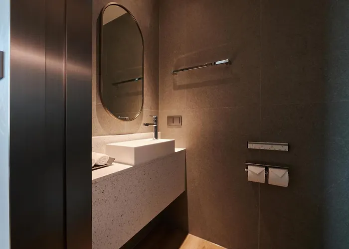 Nine Tree Premier Rokaus Yongsan 4* Seul
