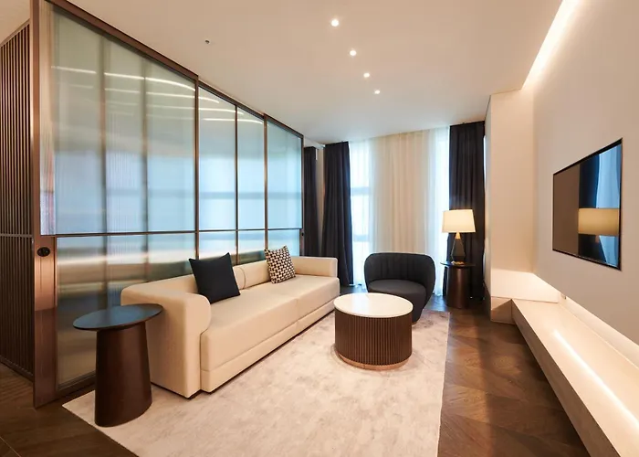 Nine Tree Premier Rokaus Hotel Seoul Yongsan Hotel 4*