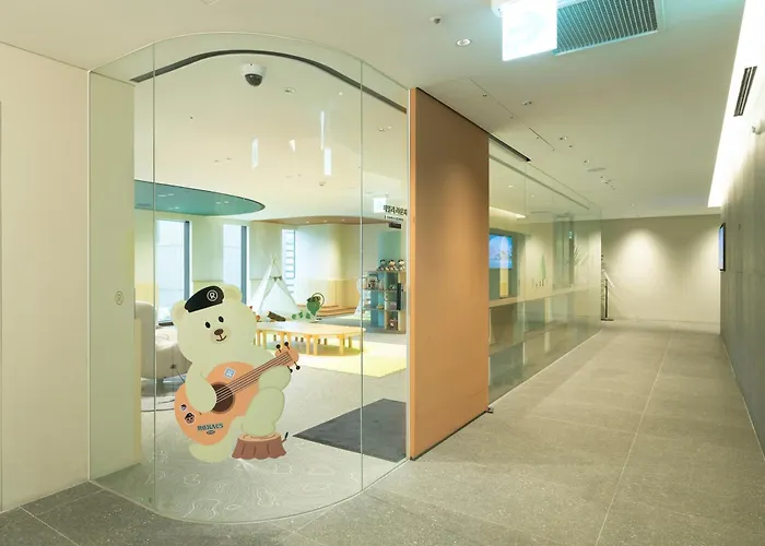 Nine Tree Premier Rokaus Hotel Seoul Yongsan 4* Seoul